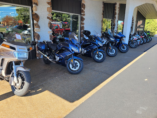 Motorsports Store «Nielsen Enterprises», reviews and photos, 130 S Milwaukee Ave, Lake Villa, IL 60046, USA