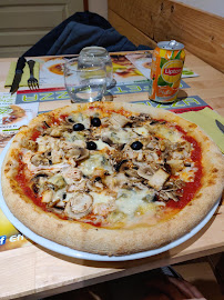 Pizza du Pizzeria Effet Pizza à Saint-Dionisy - n°4
