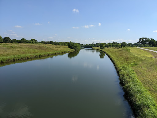 Golf Course «Glenbrook Park Golf Course», reviews and photos, 8205 N Bayou Dr, Houston, TX 77017, USA