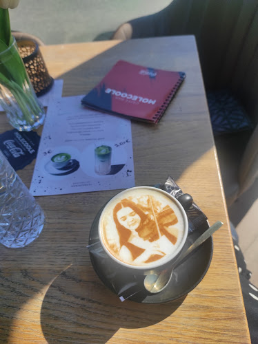 Caffe bar Molecoole