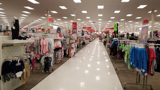 Department Store «Target», reviews and photos, 160 N Research Pl, Central Islip, NY 11722, USA
