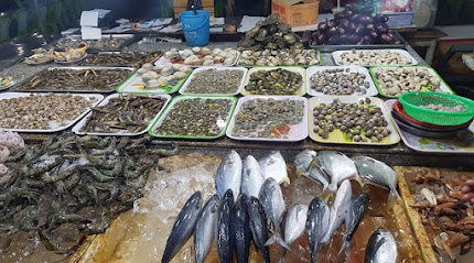 Của Hàng phân phân phối thủy hải sản tươi sống