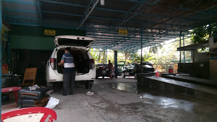 Garage Thanh Tú Cam Ranh