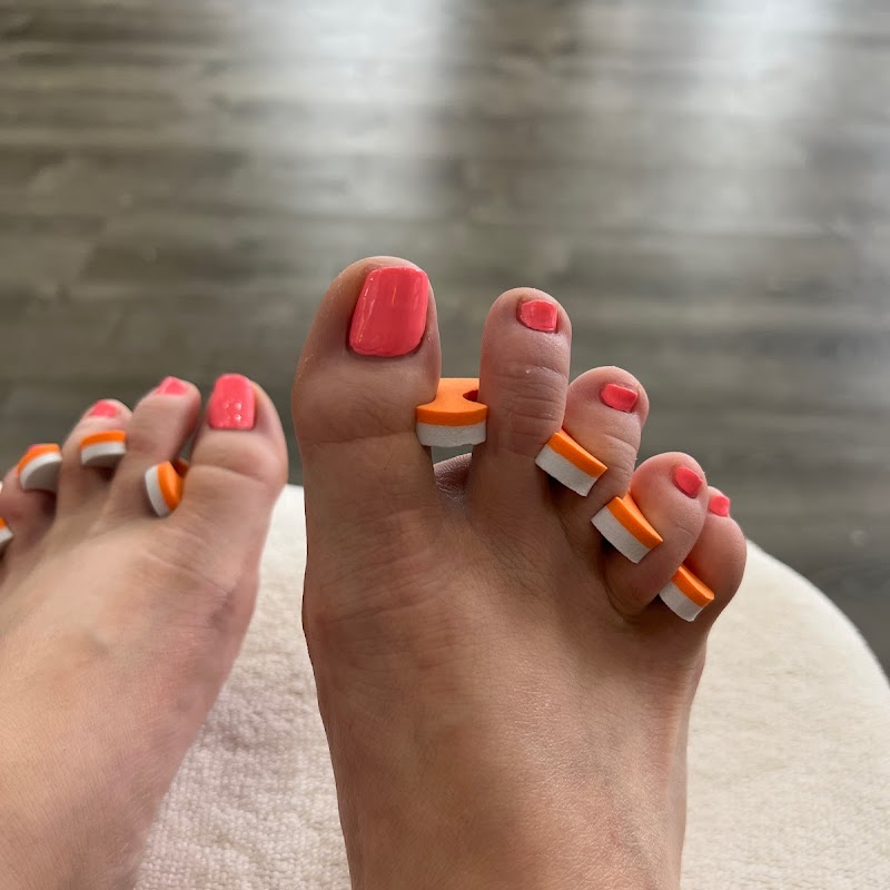 Spoil Me Nails and Spa