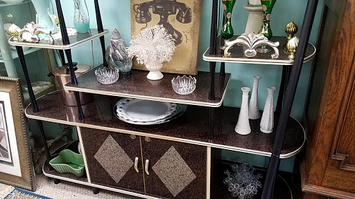 Thrift Store «Family Thrift Store and Antiques», reviews and photos, 8024 W Jewell Ave, Denver, CO 80232, USA