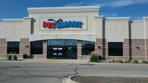 Pet Supply Store «PetSmart», reviews and photos, 2113 E Geneva St, Delavan, WI 53115, USA
