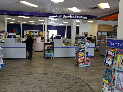 Print Shop «FedEx Office Print & Ship Center», reviews and photos, 3535 Hazelton Rd, Edina, MN 55435, USA