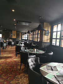 Atmosphère du Restaurant La Taverne des Rois à Cergy - n°8
