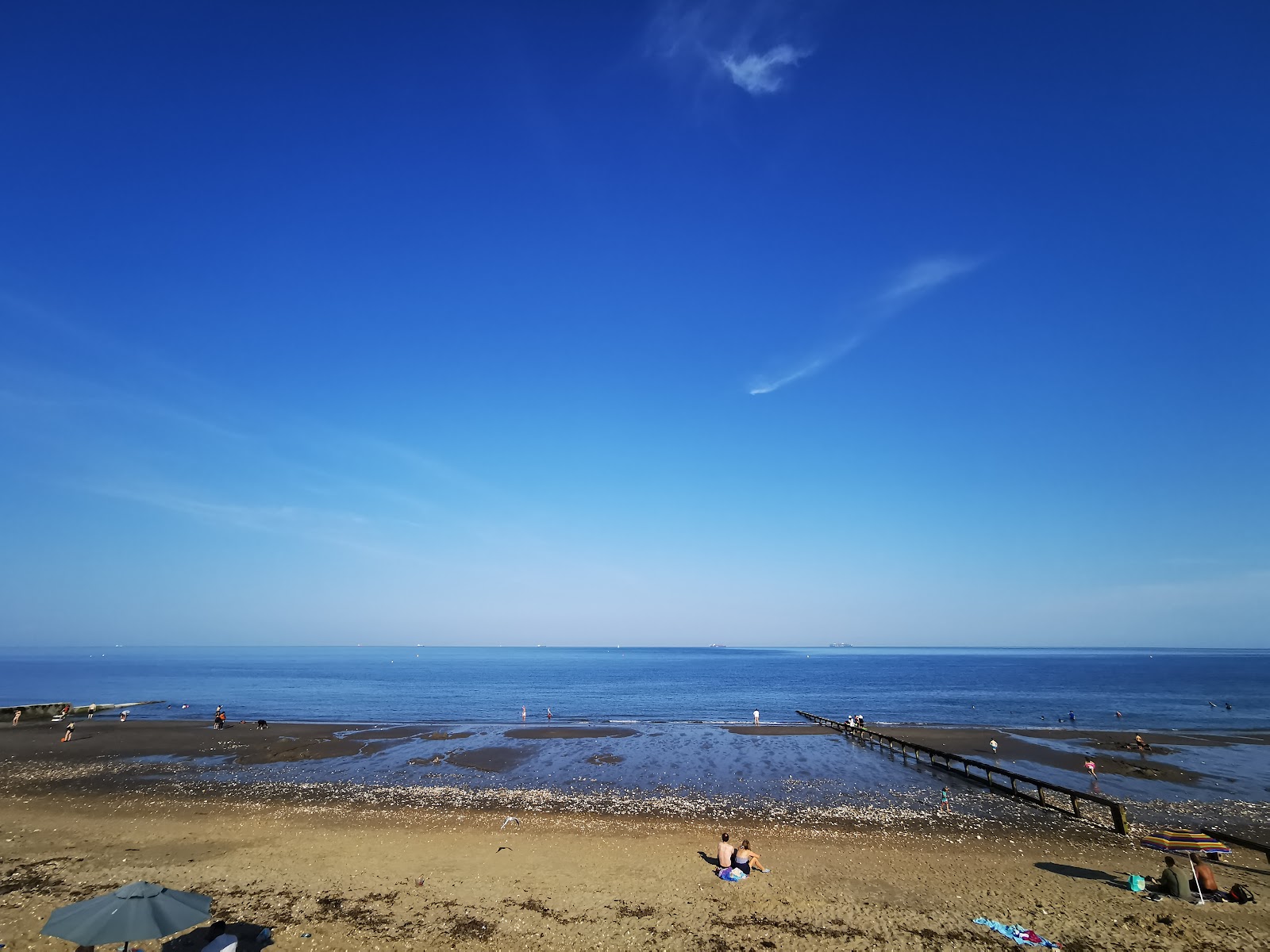 Foto av Shanklin (Klocktorn) Strand och bosättningen