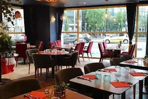 Restaurant Issy l'Asie image