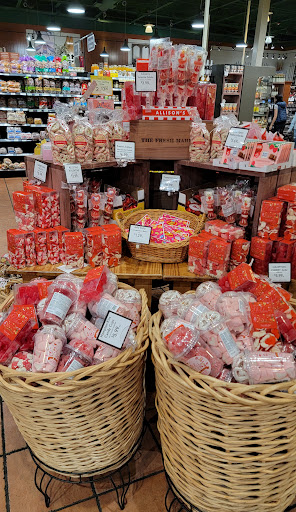 Grocery Store «The Fresh Market», reviews and photos, 526 21st St, Vero Beach, FL 32960, USA