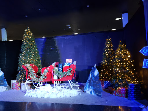 Shopping Mall «Mt Dora Plaza Shopping Center», reviews and photos, 2700 W Old US Hwy 441, Mt Dora, FL 32757, USA