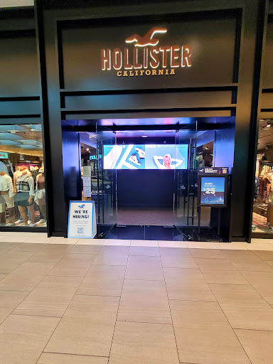 Clothing Store «Hollister Co.», reviews and photos, 21712 Hawthorne Blvd #226a, Torrance, CA 90503, USA