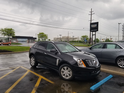 Cadillac Dealer «Crestmont Cadillac», reviews and photos, 26000 Chagrin Blvd, Beachwood, OH 44122, USA