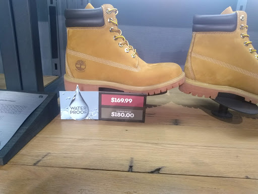 Shoe Store «Timberland Factory Store», reviews and photos, 1 Outlet Blvd #488, Wrentham, MA 02093, USA
