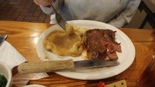 American Restaurant «Cracker Barrel Old Country Store», reviews and photos, 716 N Campbell Station Rd, Farragut, TN 37934, USA