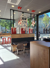 Atmosphère du Restaurant KFC Mulhouse Porte Jeune - n°8