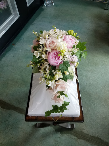 Florist «Artisan Flowers», reviews and photos, 449 Ada Dr SE, Ada, MI 49301, USA