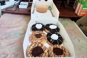 Big Apple Donuts & Coffee Lotus's Mergong image