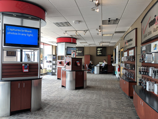 Cell Phone Store «Verizon Authorized Retailer – Cellular Sales», reviews and photos, 5625 N High St, Worthington, OH 43085, USA