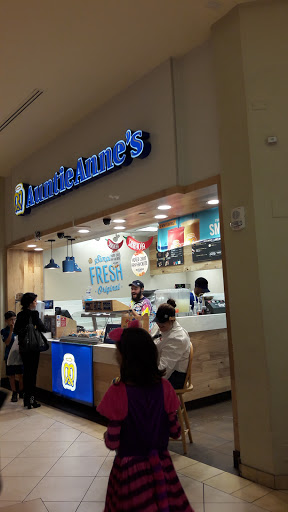 Shopping Mall «Edison Mall», reviews and photos, 4125 Cleveland Ave, Ft Myers, FL 33901, USA