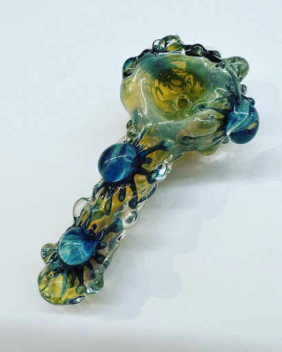 Tobacco Shop «Cherry Smoke & Skate Shop», reviews and photos, 418 Cherry Ave, Long Beach, CA 90802, USA