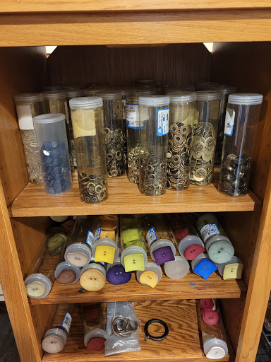 Fabric Store «Discount Fabrics», reviews and photos, 3006 San Pablo Ave, Berkeley, CA 94702, USA