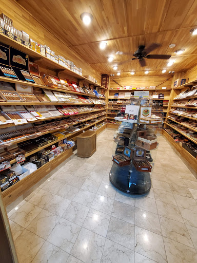 Tobacco Shop «PLYMOUTH CIGARS AND TOBACCO», reviews and photos, 16605 County Rd 24 #203, Plymouth, MN 55447, USA