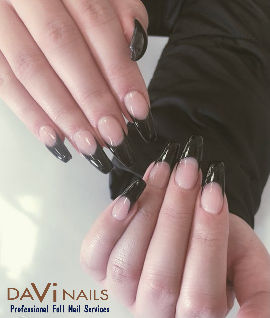 Da-Vi Nails (With Candy - new owner 1 year) 84118
