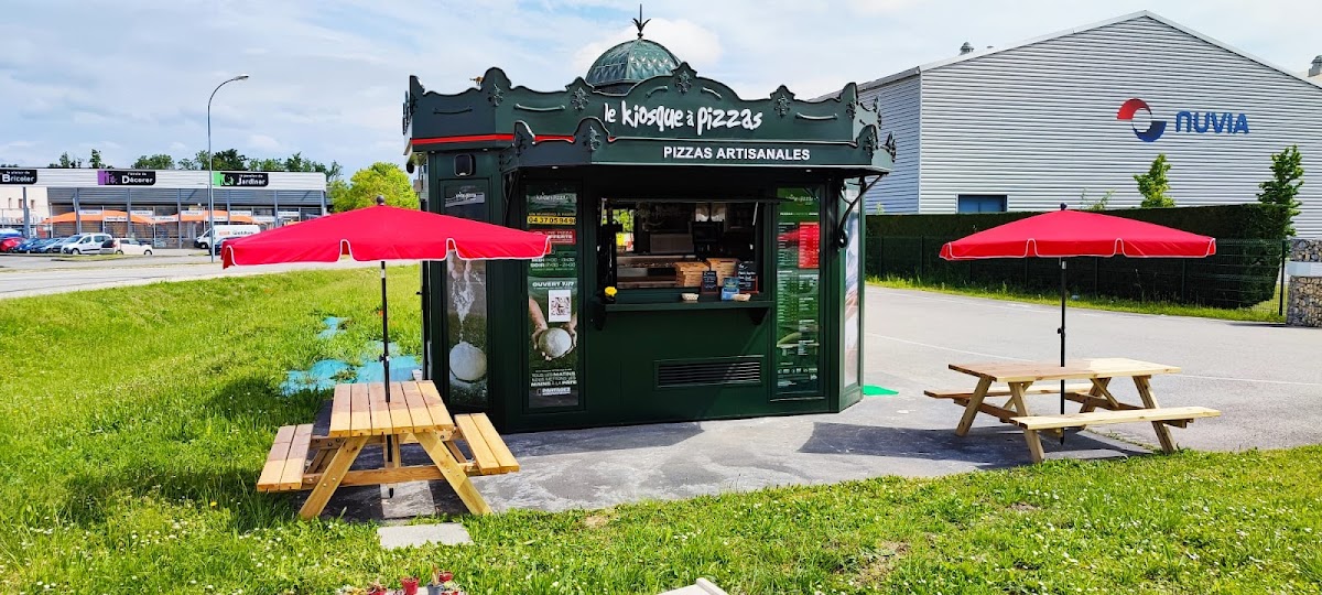 Kiosque a pizzas-morestel à Morestel