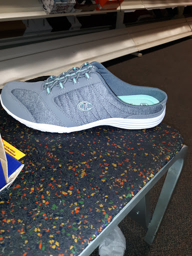 Shoe Store «Payless ShoeSource», reviews and photos, 4214 E Main St, Whitehall, OH 43213, USA