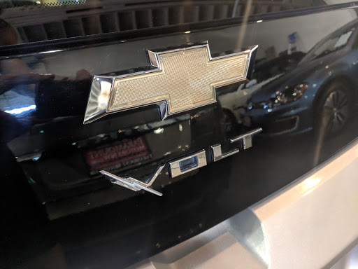 Used Car Dealer «Paramount Motors NW», reviews and photos, 2908 6th Ave S, Seattle, WA 98134, USA