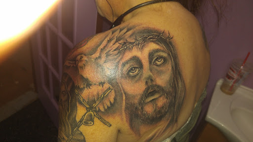 Tattoo Shop «Red Room Social Club Emporium», reviews and photos, 115 W Nepessing St, Lapeer, MI 48446, USA