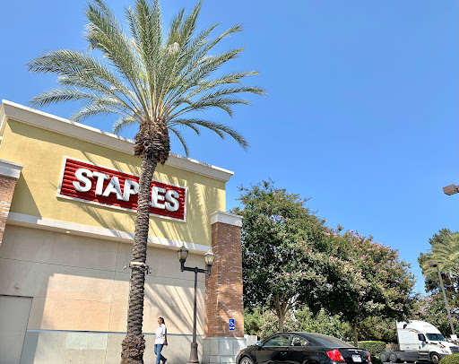 Office Supply Store «Staples», reviews and photos, 12070 Lakewood Blvd, Downey, CA 90242, USA