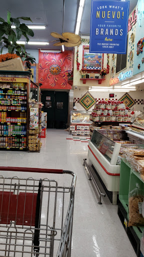 Supermarket «Vallarta Supermarkets», reviews and photos, 757 S Workman St, San Fernando, CA 91340, USA