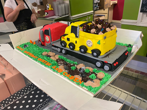 Wedding Bakery «Tip Top Cake Shop», reviews and photos, 601 Williams Ave, Easley, SC 29640, USA