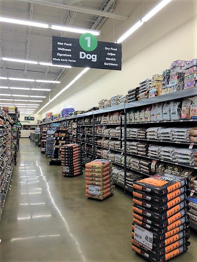 Pet Supply Store «Pet Supplies Plus», reviews and photos, 2801 Wade Hampton Blvd #100, Taylors, SC 29687, USA