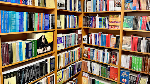 Book Store «Rumi Bookstore», reviews and photos, 4050 Peralta Blvd, Fremont, CA 94536, USA