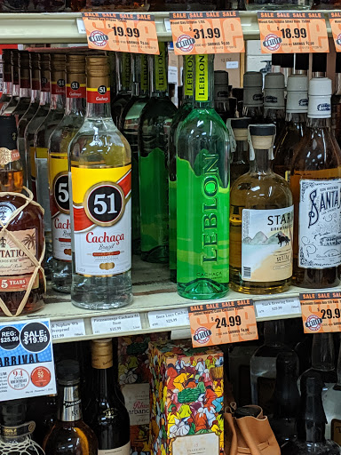 State Liquor Store «NH Liquor & Wine Outlet», reviews and photos, 10 Benning St, West Lebanon, NH 03784, USA