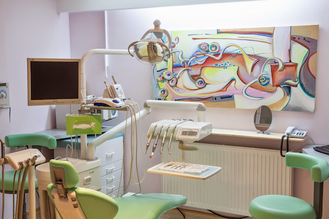 Opinii despre Clinica Stomatologica Stomproced în <nil> - Dentist