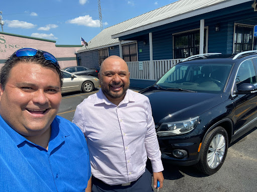 Used Car Dealer «Luna Car Center», reviews and photos, 4415 San Pedro Ave, San Antonio, TX 78212, USA