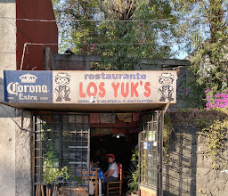 Los Yuk's photo