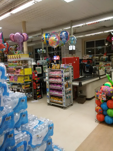 Grocery Store «Stop & Shop», reviews and photos, 67 Newtown Ln, East Hampton, NY 11937, USA