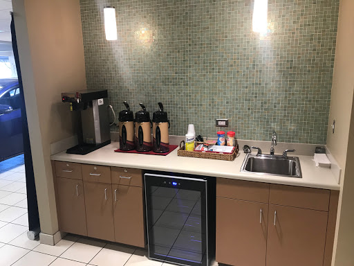 Car Dealer «LaFontaine Toyota», reviews and photos, 2027 S Telegraph Rd, Dearborn, MI 48124, USA