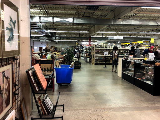 Thrift Store «Kiwanis Thrift Sale», reviews and photos, 200 S 1st St, Ann Arbor, MI 48104, USA