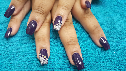 Beauty Salon «Bella Salon Suites», reviews and photos, 13055 W Sunrise Blvd, Sunrise, FL 33323, USA