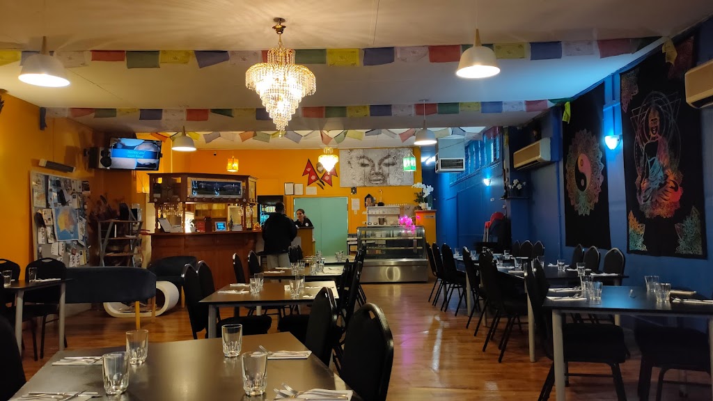 Everest Inn Nepalese and Indian Cuisine Restaurant 6230