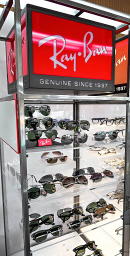 Optometrist «Eyeglass Emporium», reviews and photos, 552 Arthur Godfrey Rd, Miami Beach, FL 33140, USA