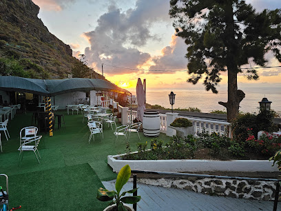 Restaurante Bodegon Nuevo Bello - Carretera TF5, 8, 38420 San Juan de la Rambla, Santa Cruz de Tenerife, Spain