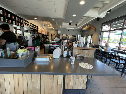 Starbucks, 9135 Commerce Center Cir, Highlands Ranch, CO 80129, USA, 